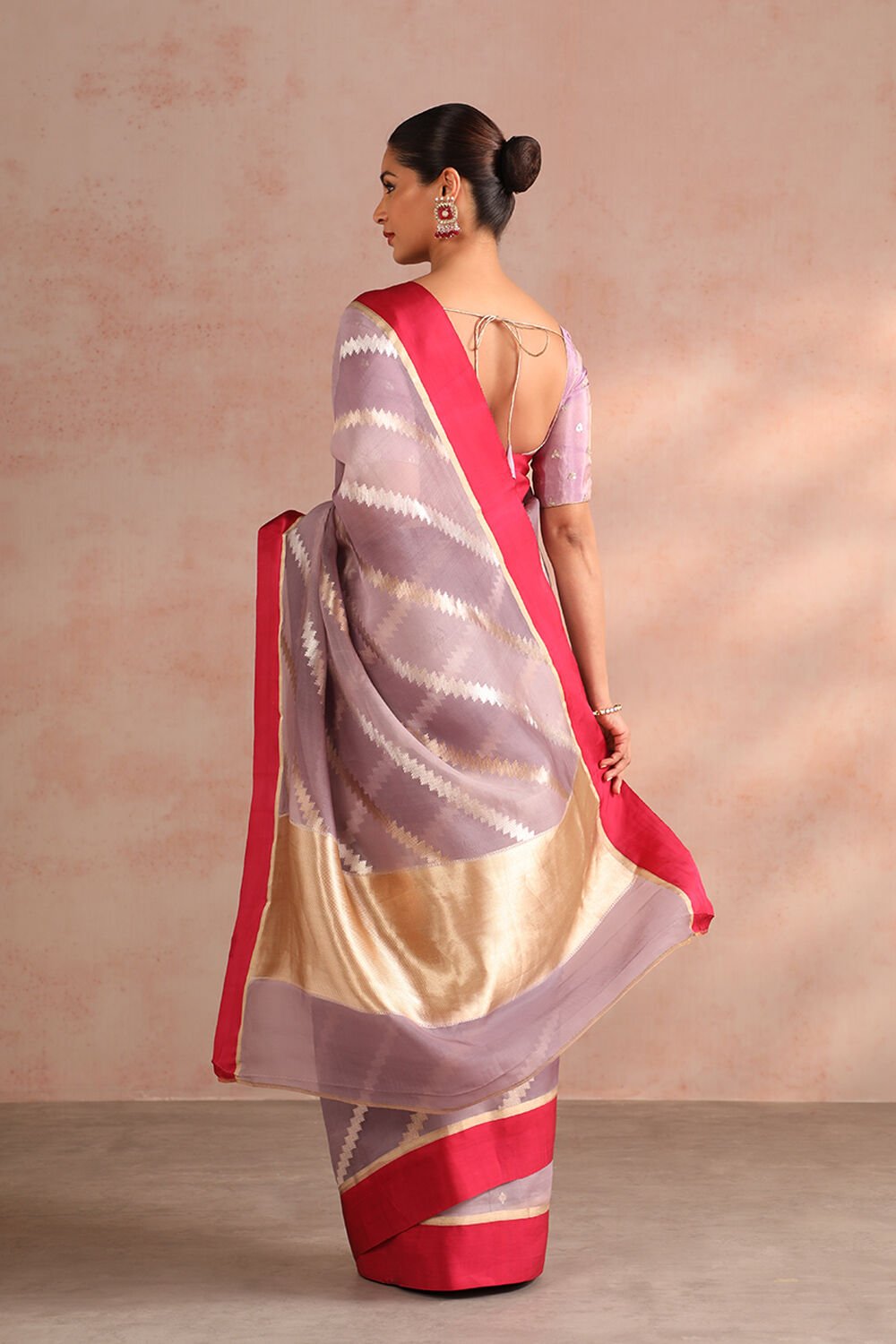 Violet Pure Silk Organza Kadwa Banarasi Saree image number null