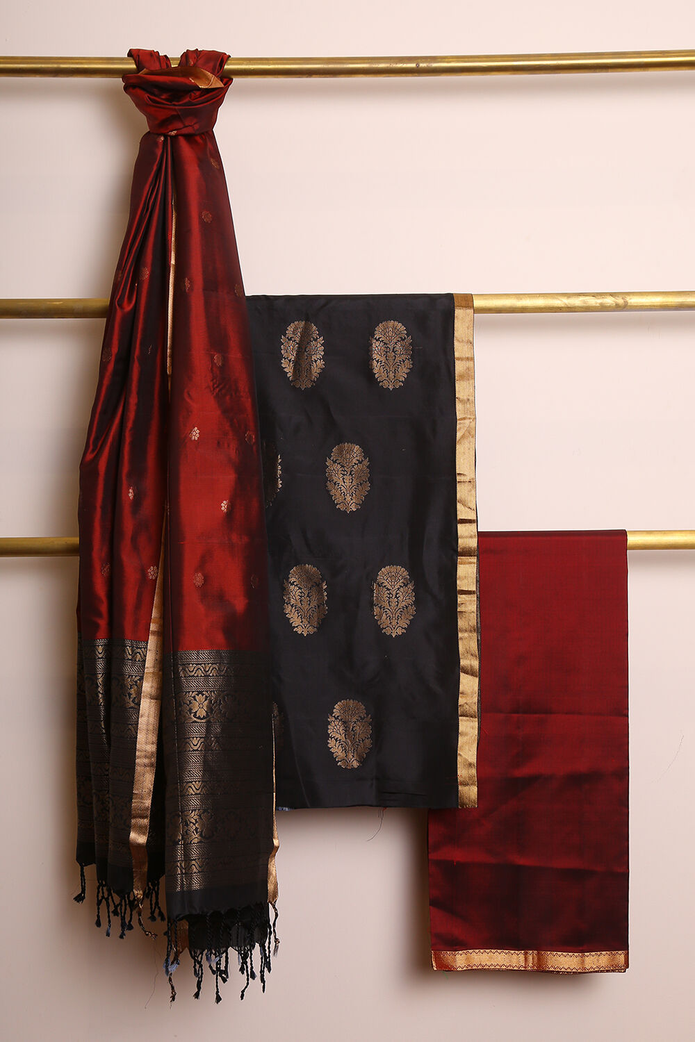 Black Pure Silk Suit Set with Dupatta and Bottom Fabric image number null