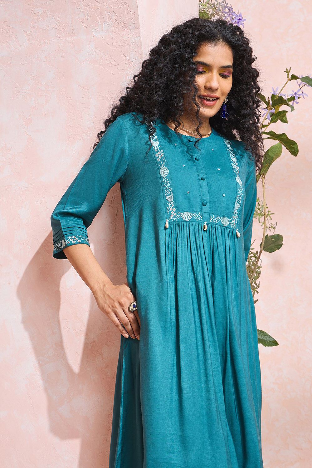Dark Blue Viscose Embroidered Kurta image number null