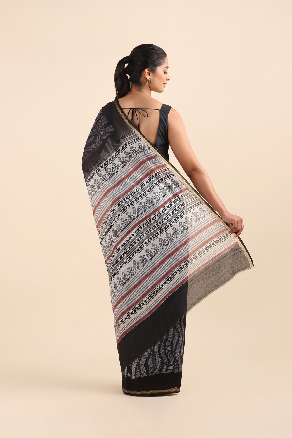 Black Pure Silk Cotton Shibori Saree image number null