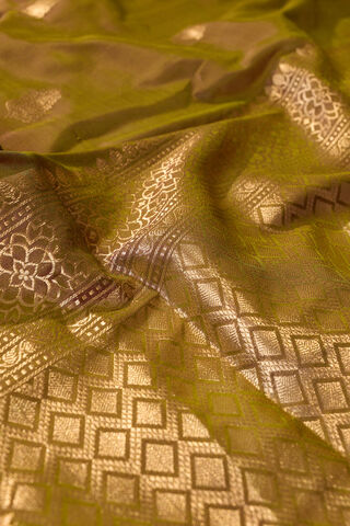 Green Silk Viscose Kadwa Banarasi Saree thumbnail image number null