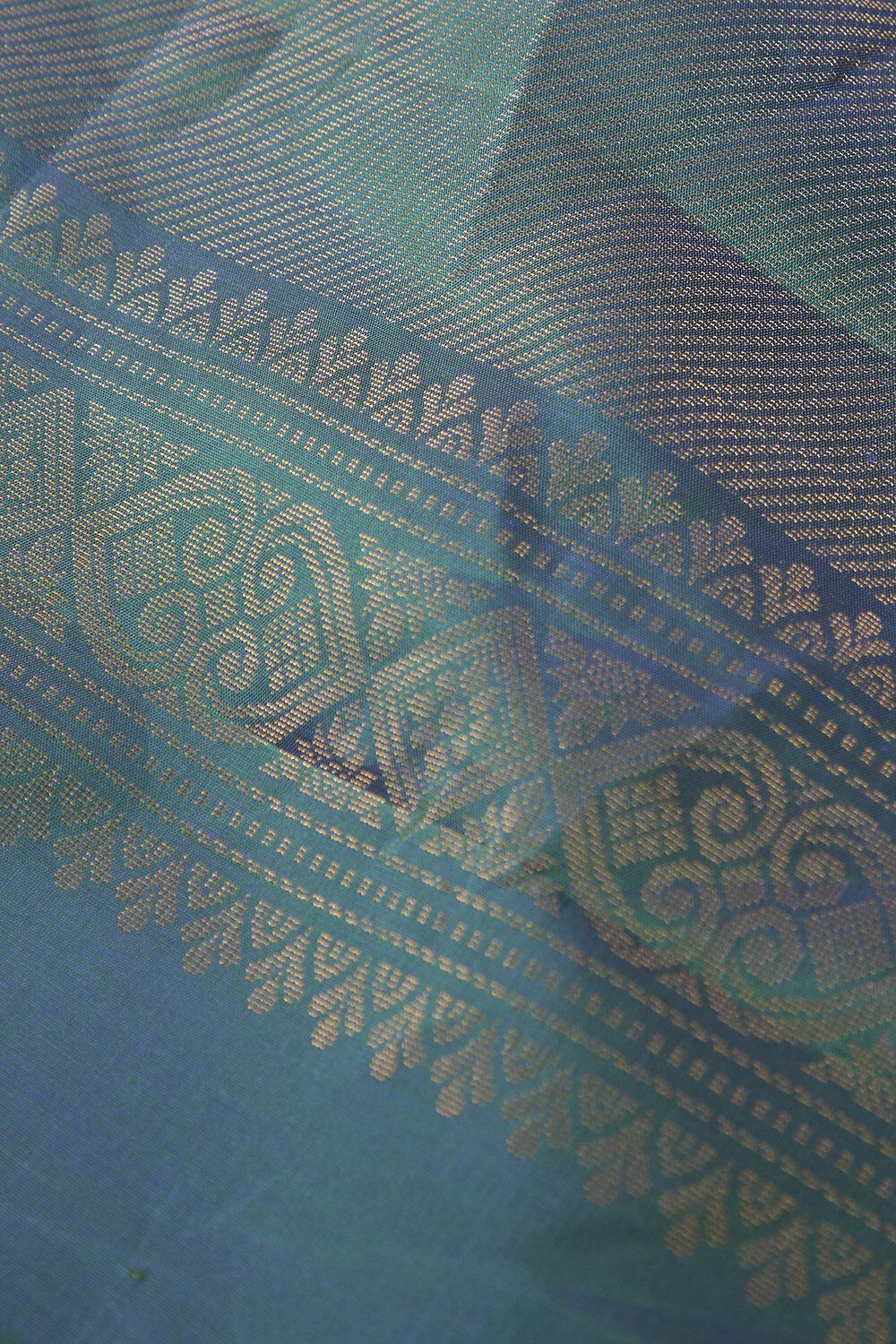 Violet Woven Pure Soft Silk Saree image number null