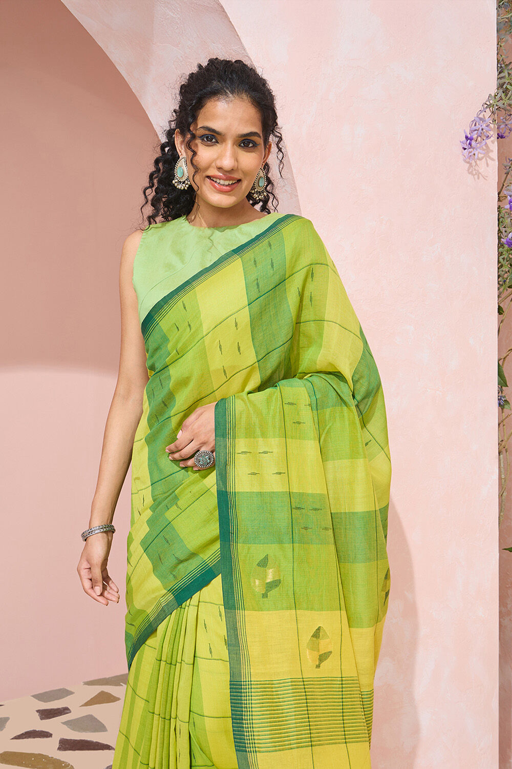 Light Green Bengal Pure Cotton Jamdani Saree image number null