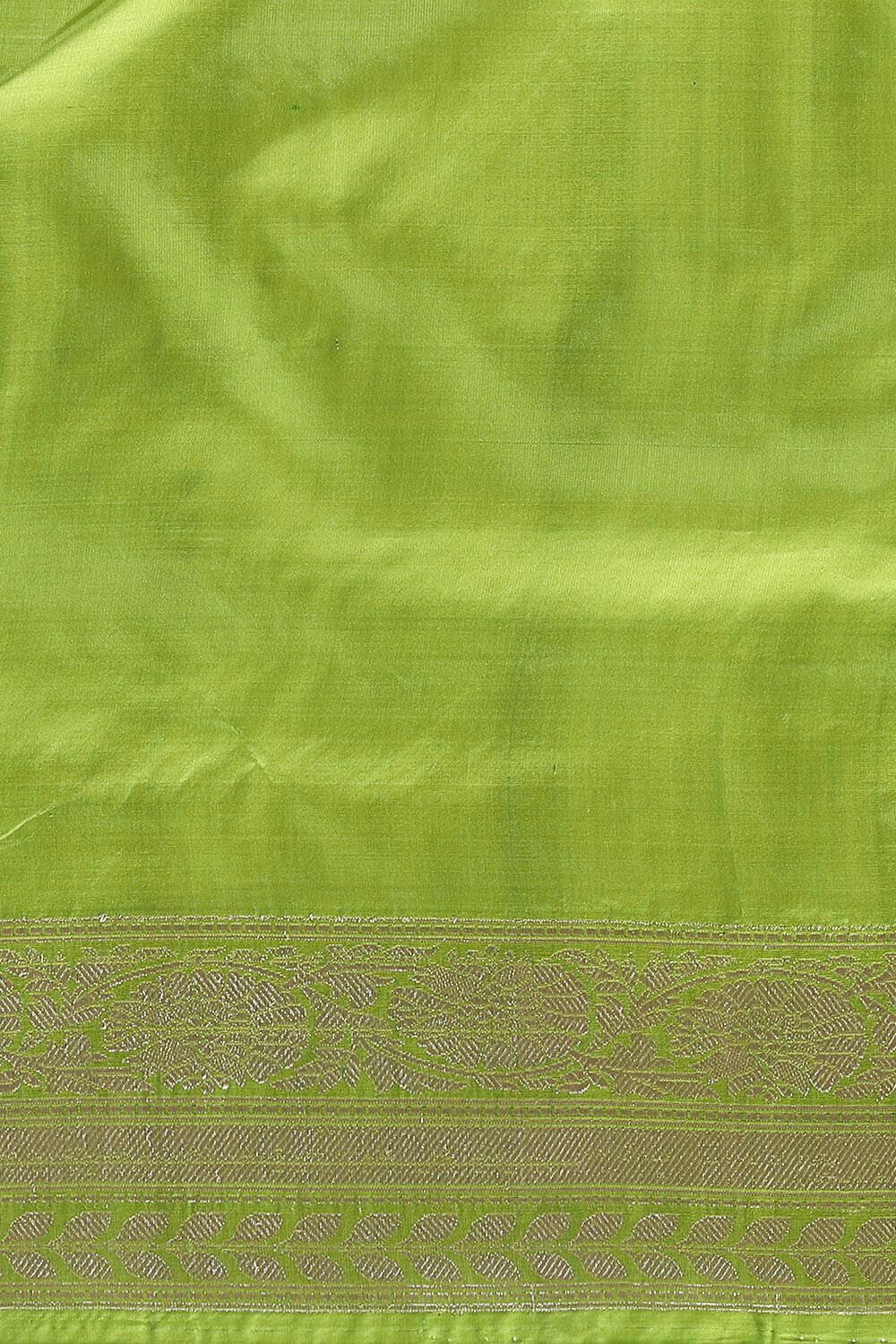Green Pure Silk Banarasi Saree image number null