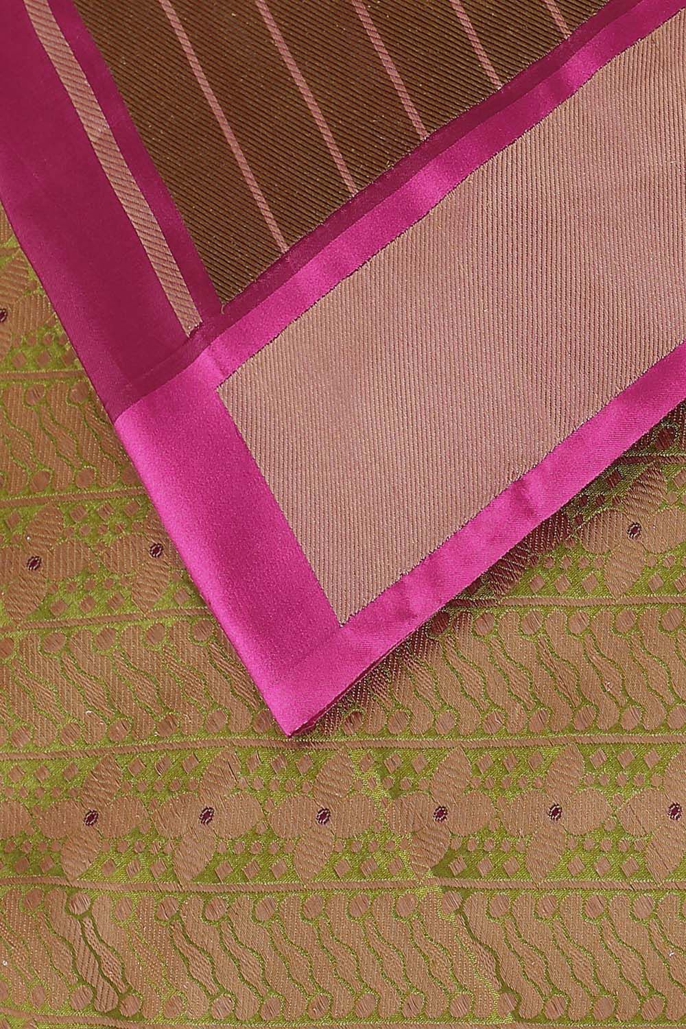 Green Pure Silk Banarasi Brocade Saree image number null