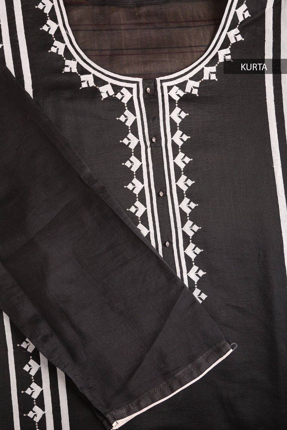 Black Embroidery Pure Silk Cotton Suit Set image number null