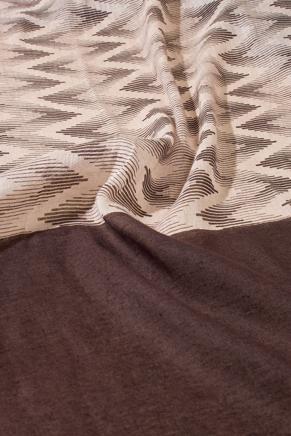 Off White Screen Printed Pure Linen Saree image number null