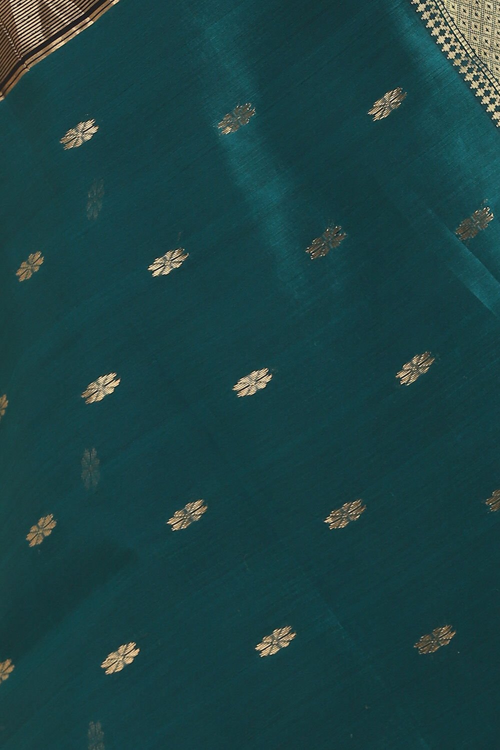 Dark Green Pure Silk Cotton Maheswari Saree image number null