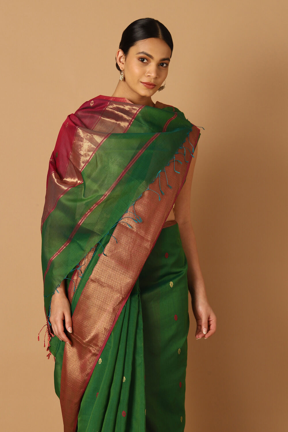 Dark Green Pure Silk Cotton Maheswari Saree image number null