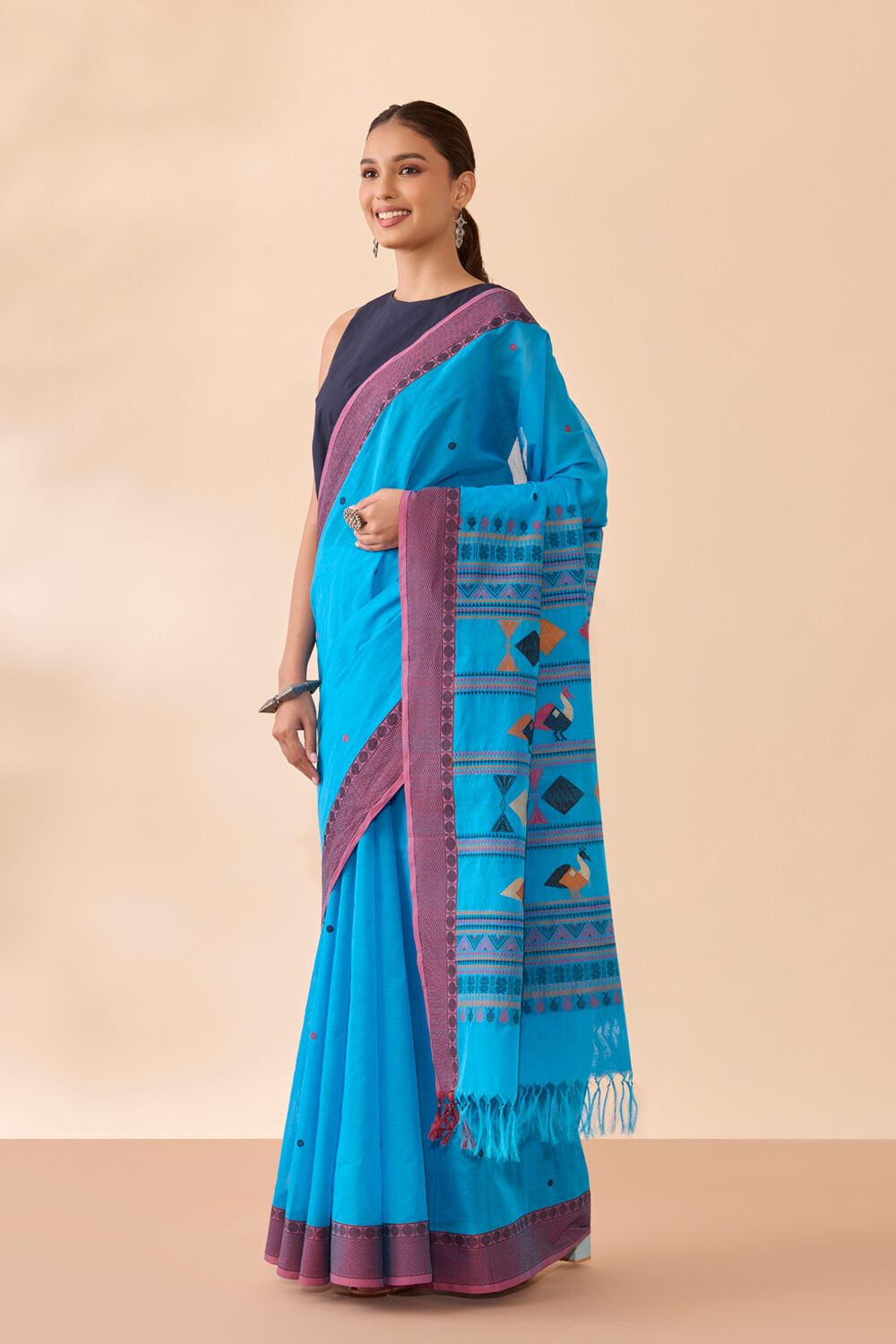 Blue Woven Pure Cotton Saree image number null