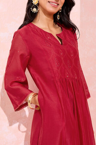 Dark Red Pure Silk Cotton Chikankari Kurta thumbnail image number null