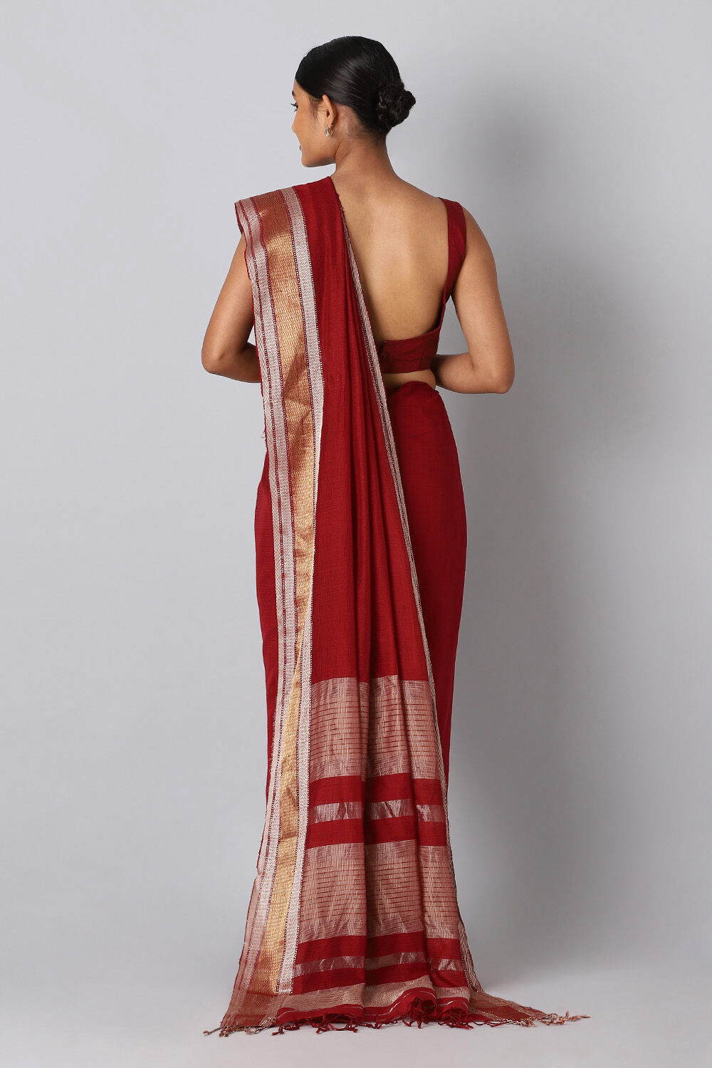 Red Pure Silk Cotton Maheswari Saree image number null