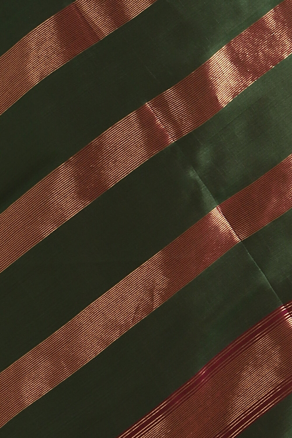 Green Pure Silk Cotton Maheswari Saree image number null