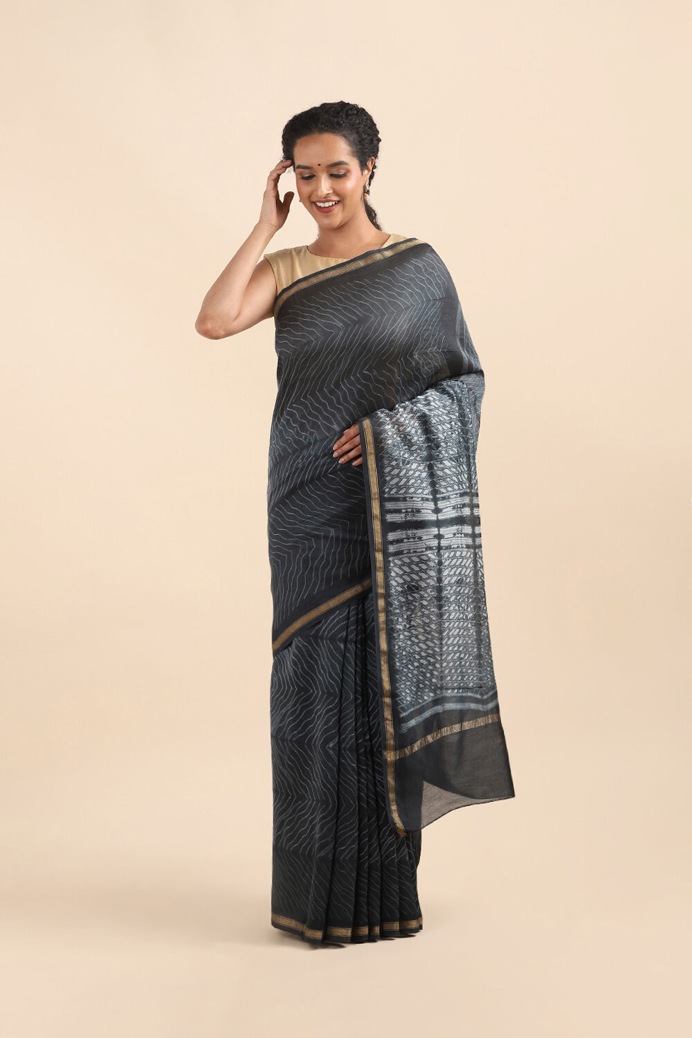 Black Pure Silk Cotton Shibori Saree image number null