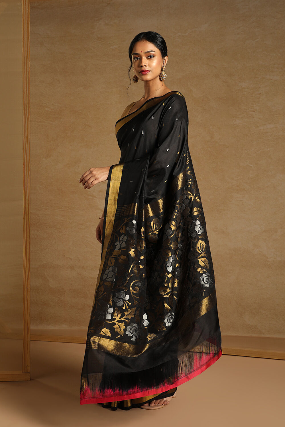 Black Pure Silk Uppada Jamdani Saree image number null