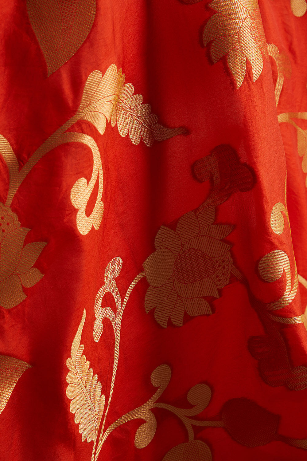 Orange Woven Luxe Saree image number null