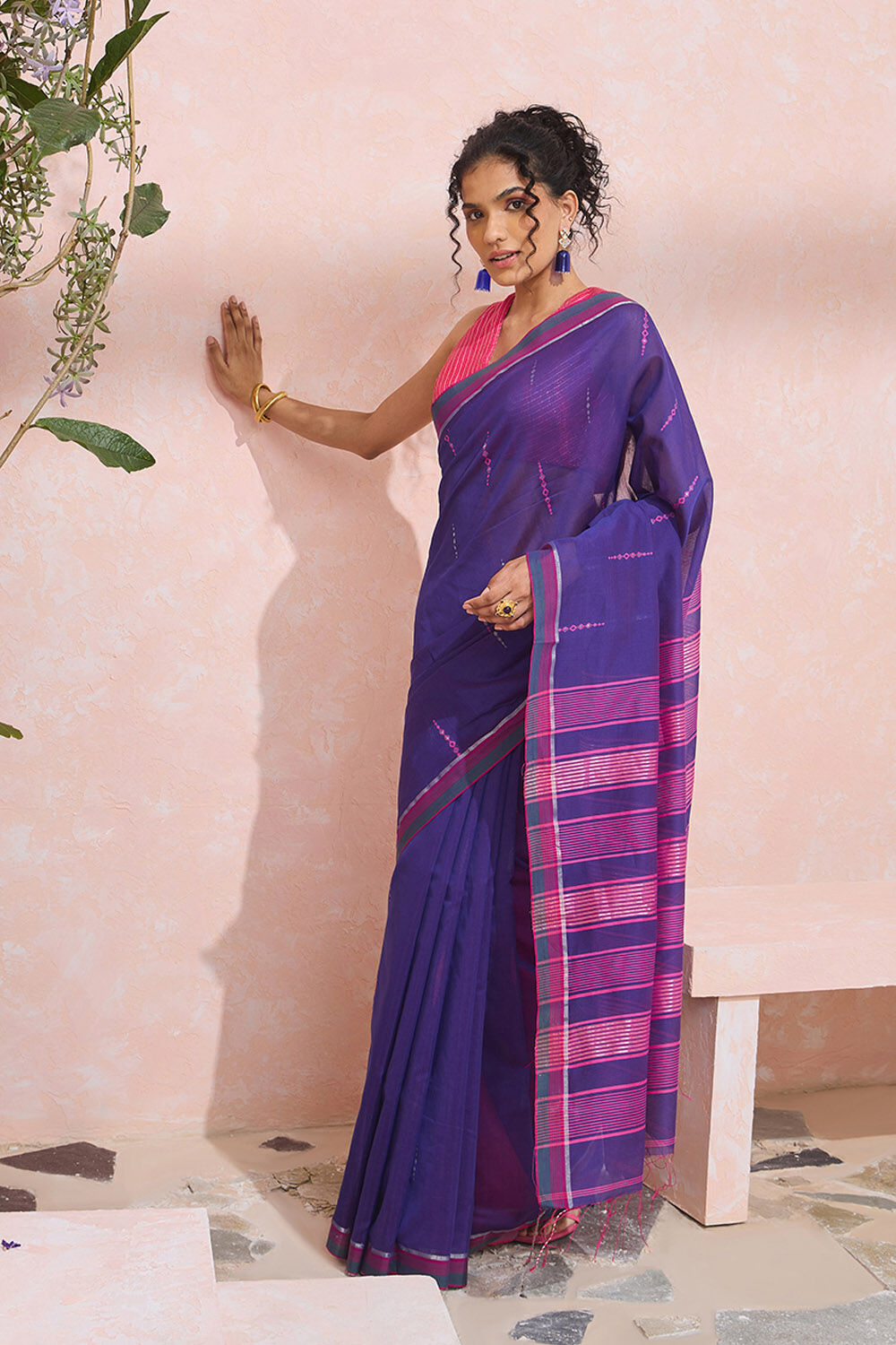 Violet Bengal Pure Silk Cotton Jamdani Saree image number null