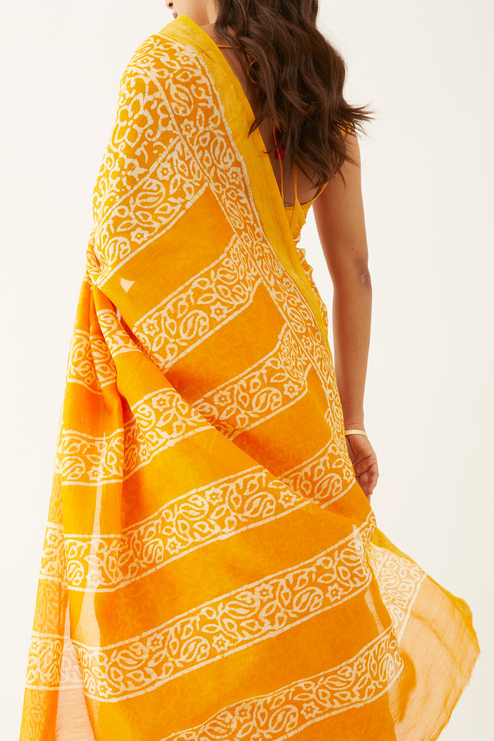Dark Yellow Pure Silk Cotton Batik Saree image number null