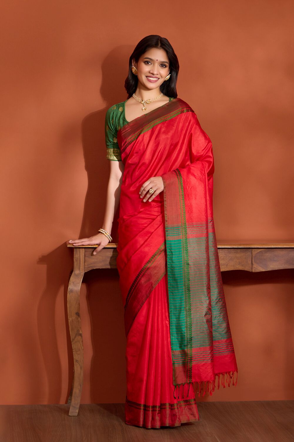 Red Pure Silk Bishnupur Woven Saree image number null