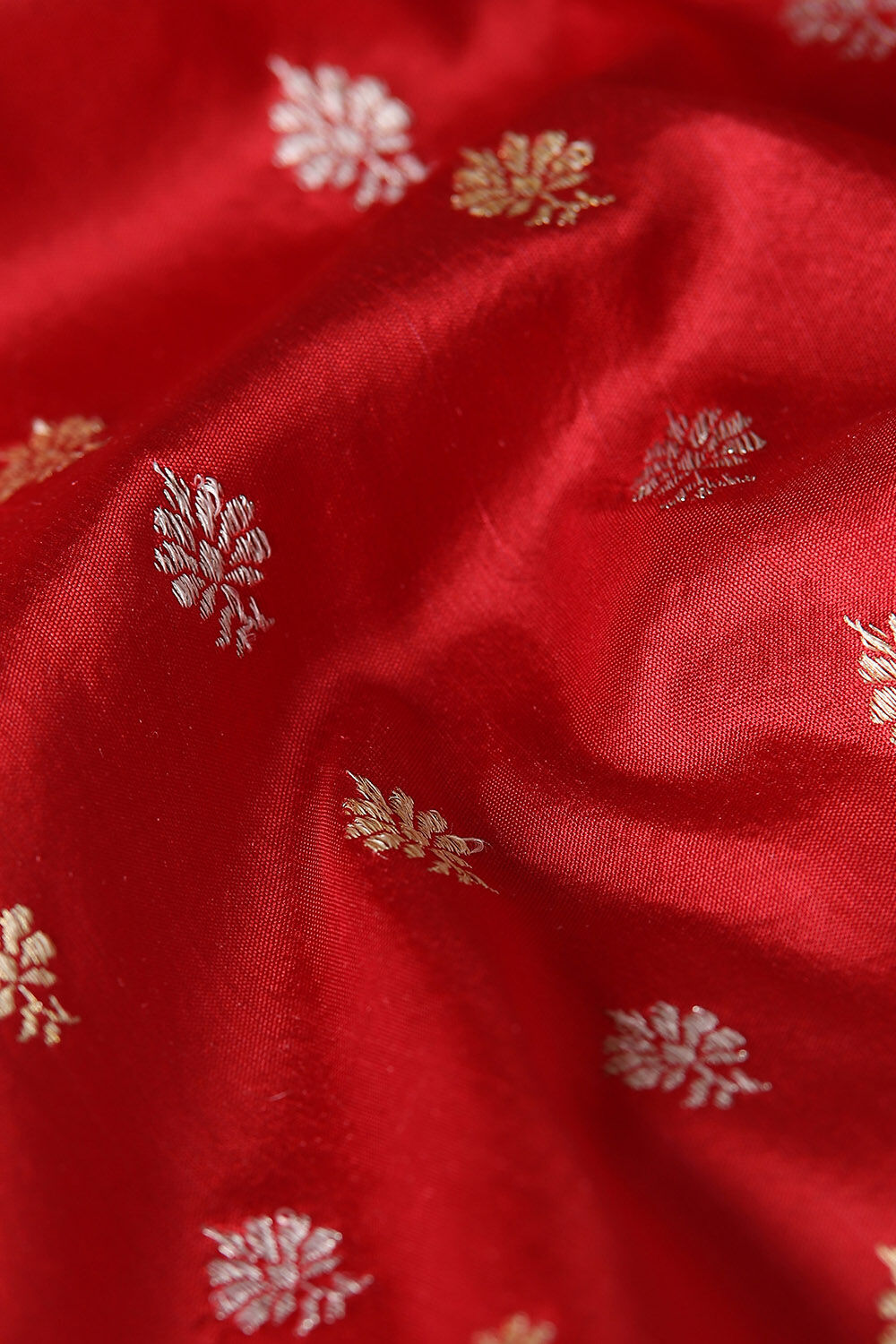 Red Pure Silk Banarasi Saree image number null
