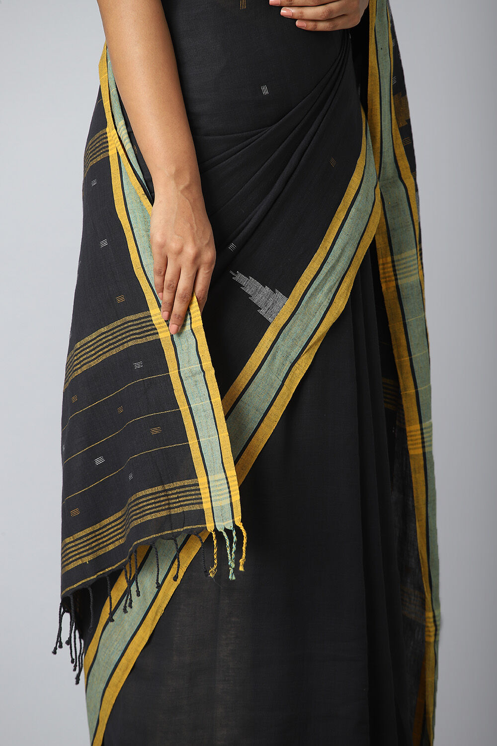 Black Pure Khadi Cotton Jamdani Saree image number null