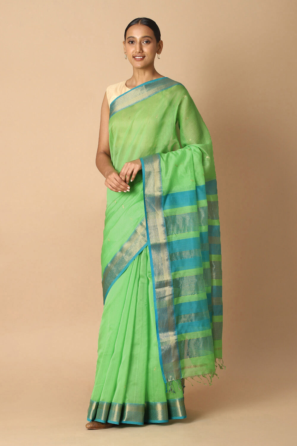 Green Pure Silk Cotton Maheswari Saree image number null