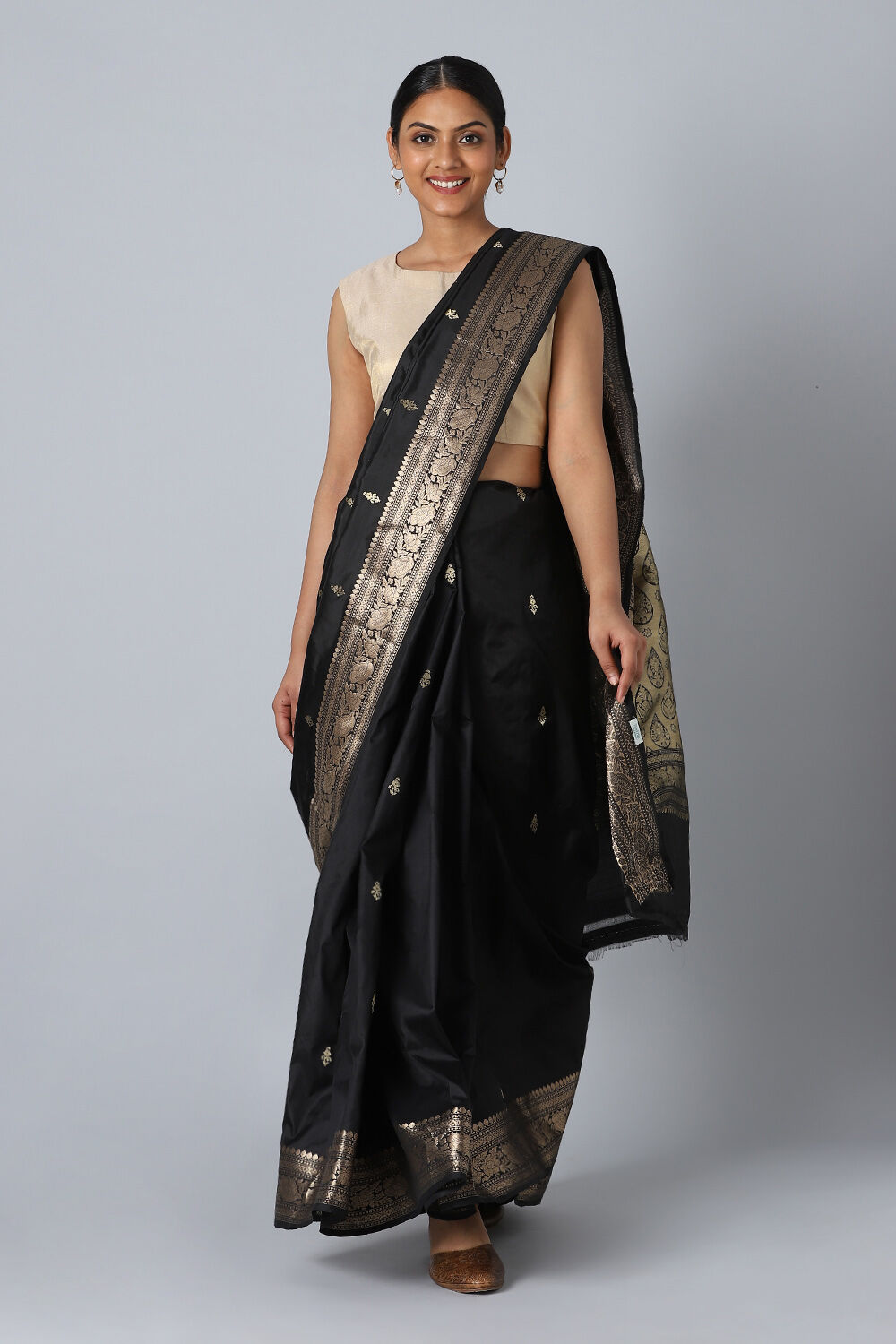Black Pure Silk Banarasi Saree image number null