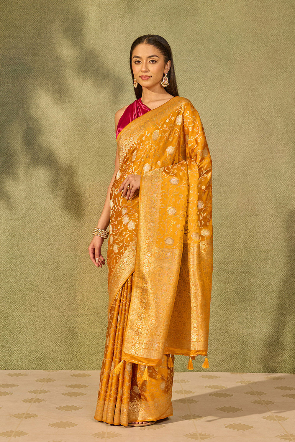 Yellow Woven Pure Viscose Saree image number null