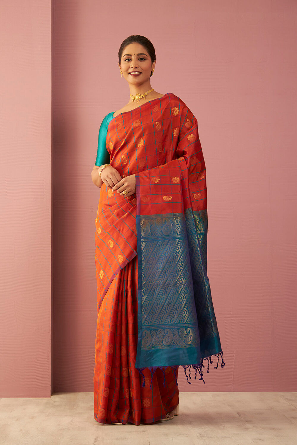 Red Woven Pure Soft Silk Saree image number null
