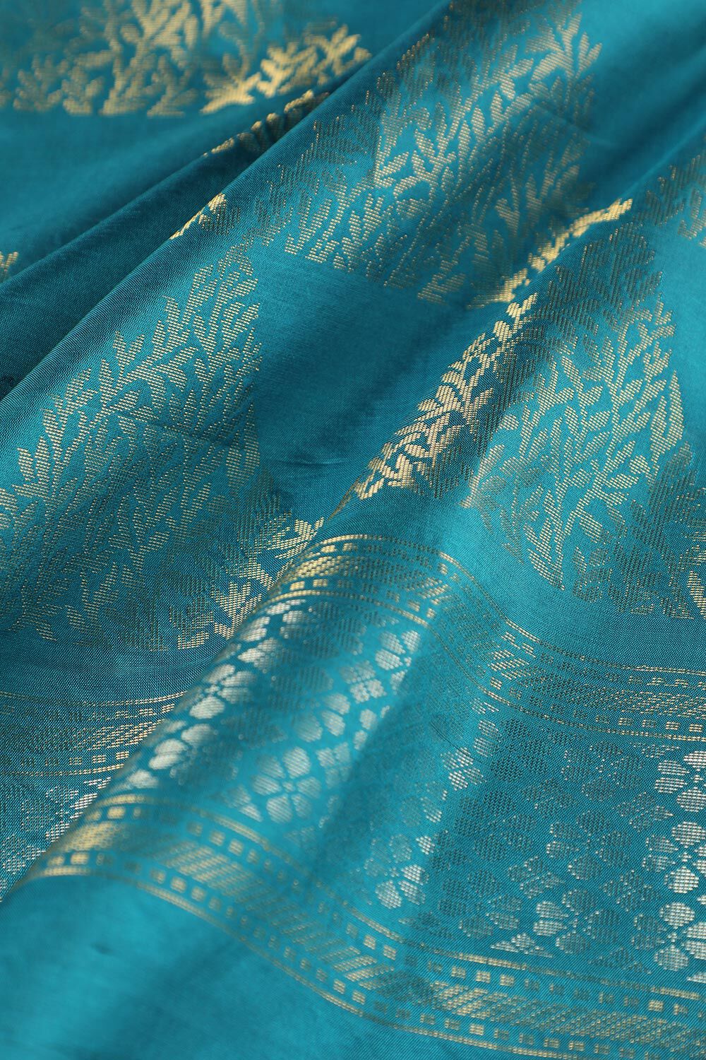 Green Woven Pure Soft Silk Saree image number null