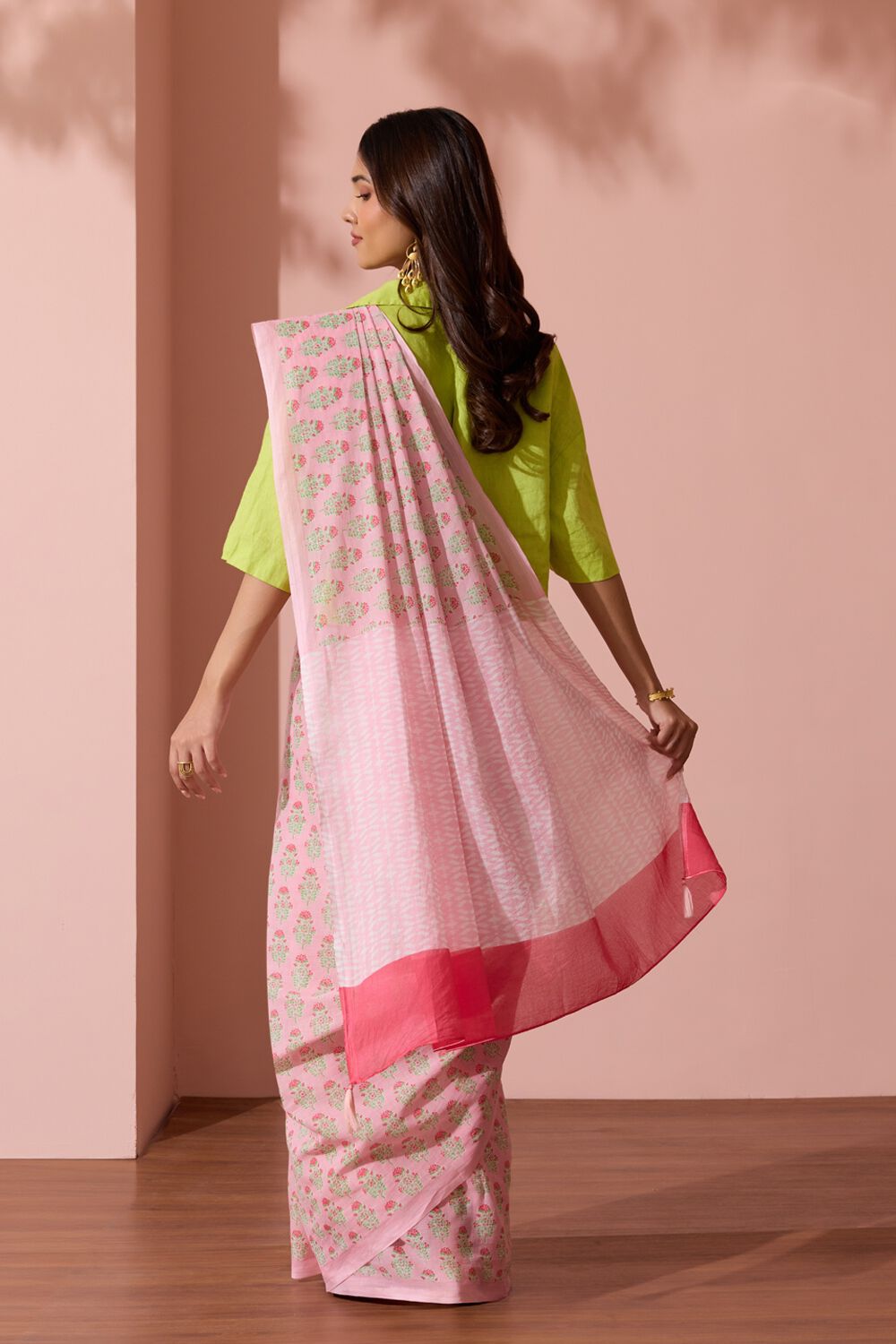 Light Pink Bengal Screen Printed Pure Mulmul Cotton Saree image number null