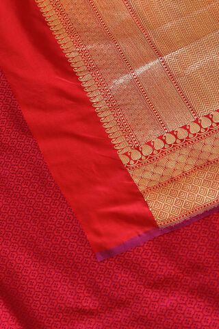 Red Pure Silk Banarasi Tanchoi Saree thumbnail image number null