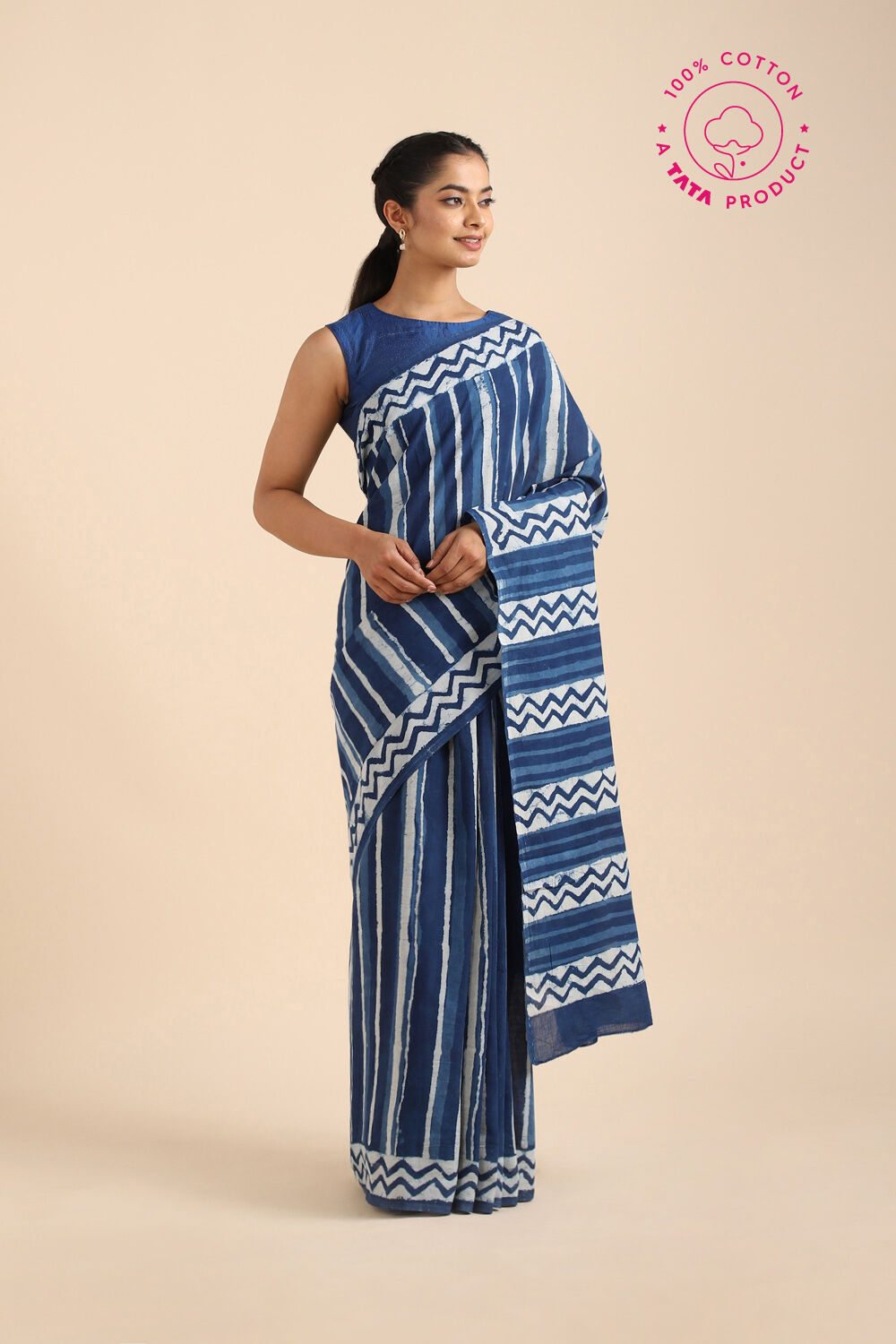 Blue Pure Cotton Dabu Printed Saree image number null