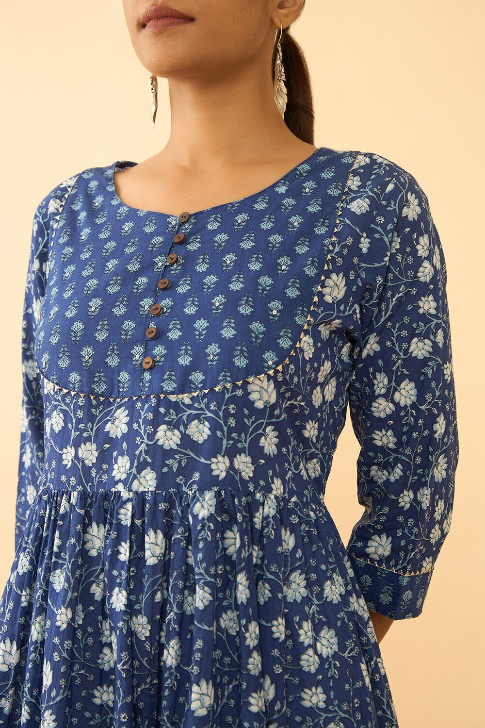 Blue Screen Printed Pure Cotton Kurta image number null