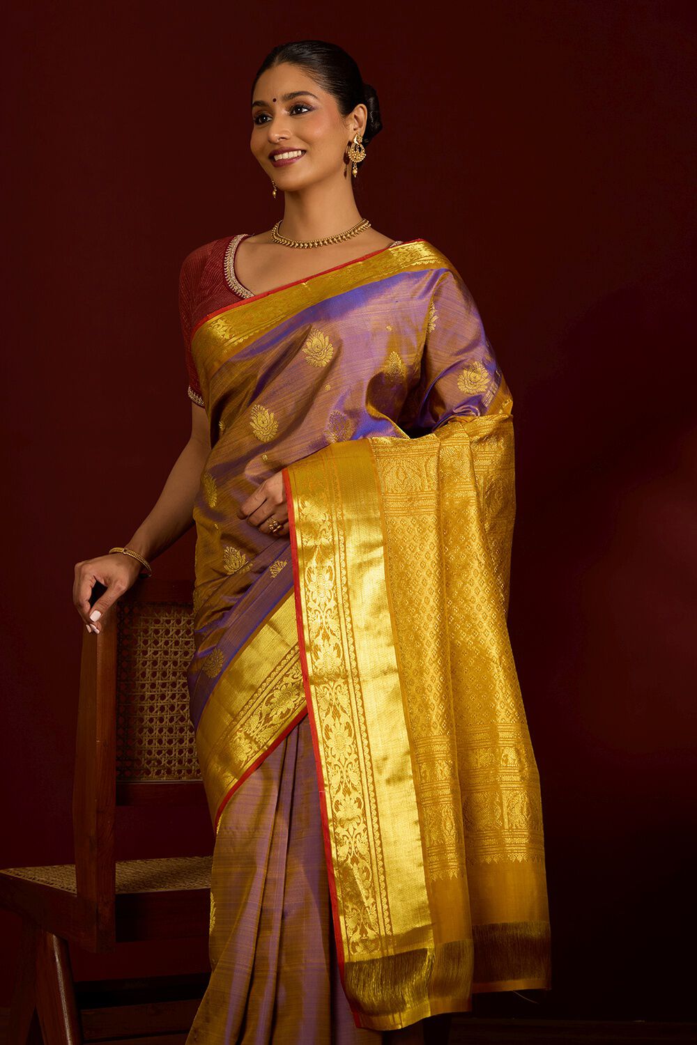 Blue Pure Silk Woven Kanjivaram Saree image number null
