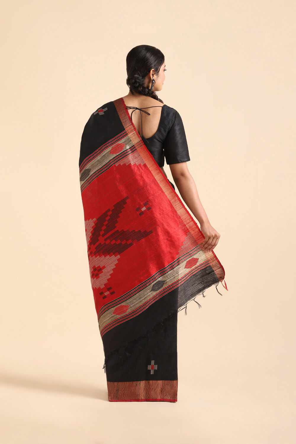 Black Pure Tussar Silk Bhagalpuri Saree image number null