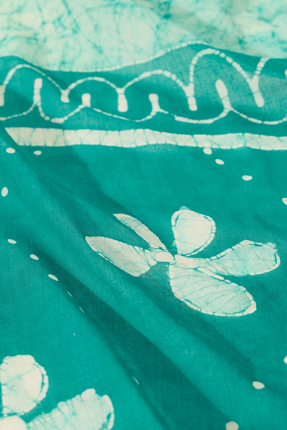 Green Ujjain Pure Cotton Batik Saree image number null