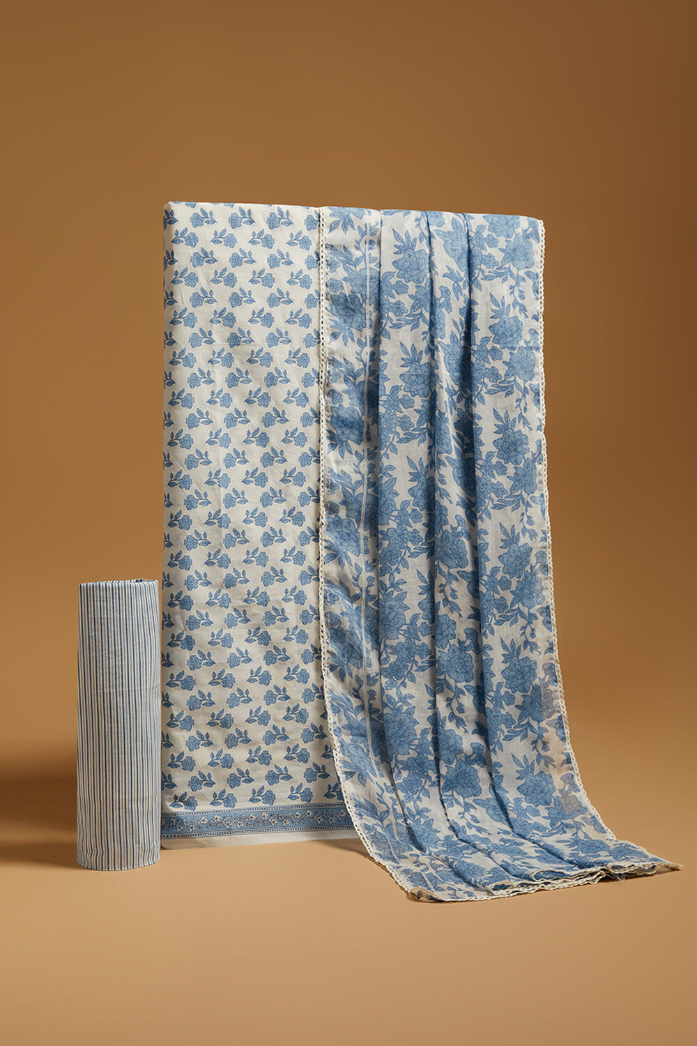 Off White Screen Printed Pure Cotton Unstitched Suit Set image number null