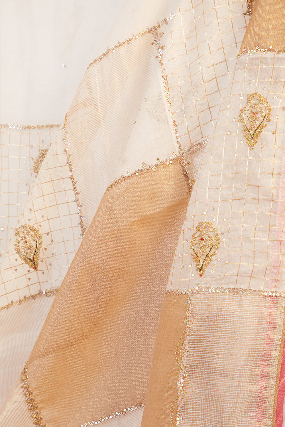 Off White Pure Silk Cotton Embroidery Saree image number null