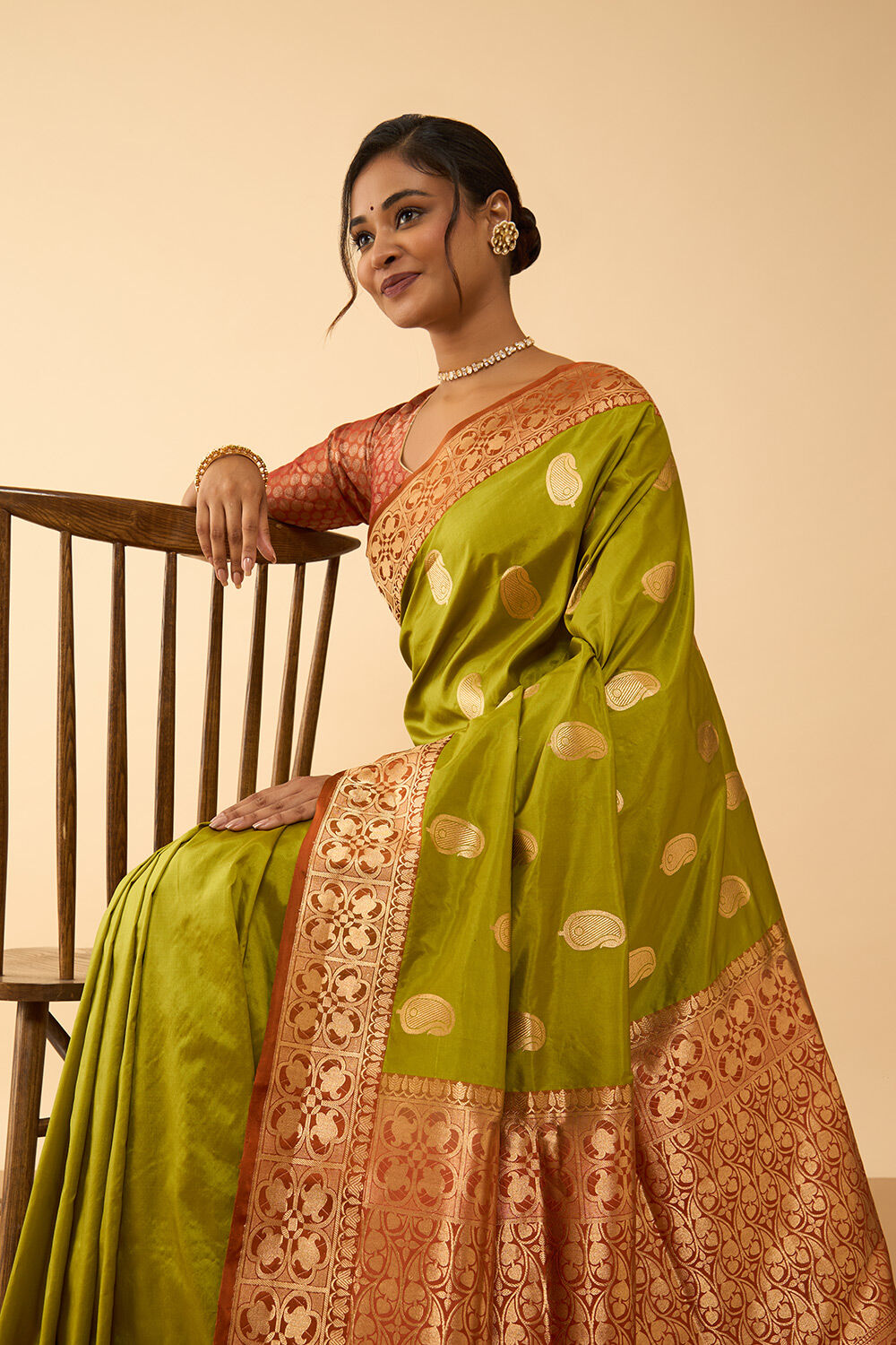 Green Pure Silk Kadwa Banarasi Saree image number null