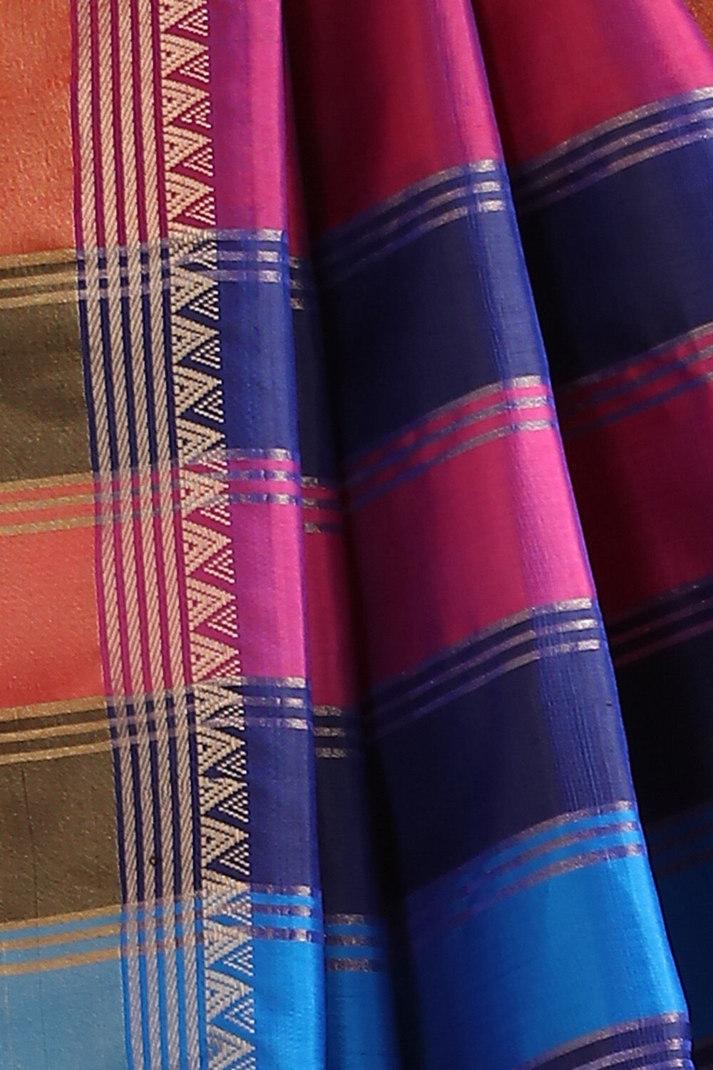 Red Pure Silk Woven Saree image number null