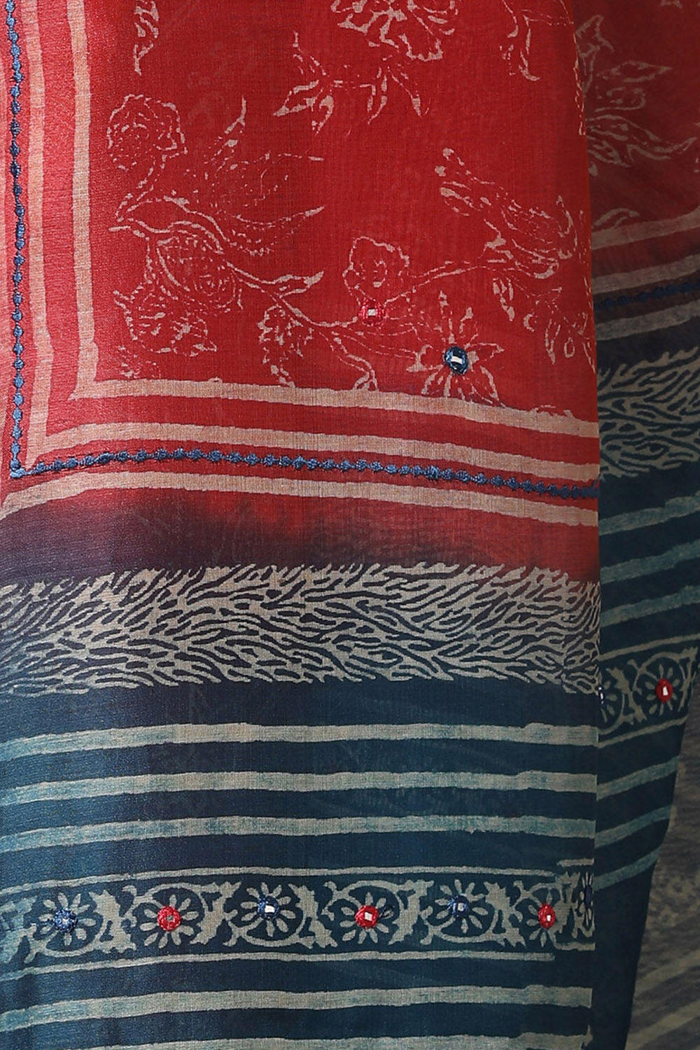 Red Pure Silk Cotton Embroidered Saree image number null