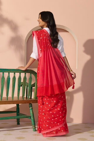 Red Bengal Screen Printed Pure Cotton Mulmul Saree thumbnail image number null