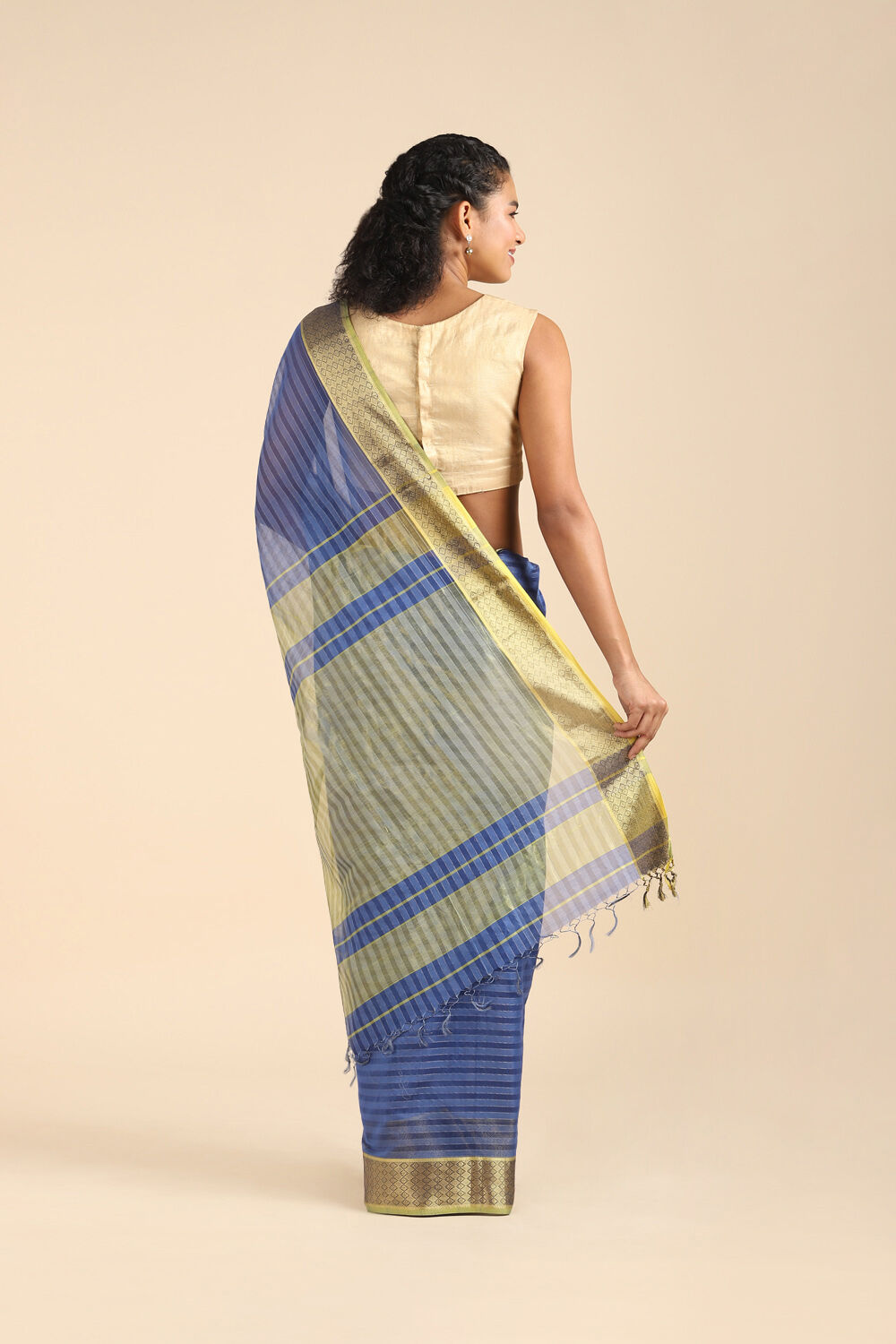 Blue Pure Silk Cotton Maheswari Saree image number null