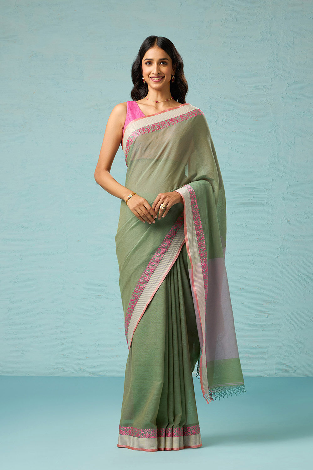 Green Woven Pure Cotton Bengal Saree image number null