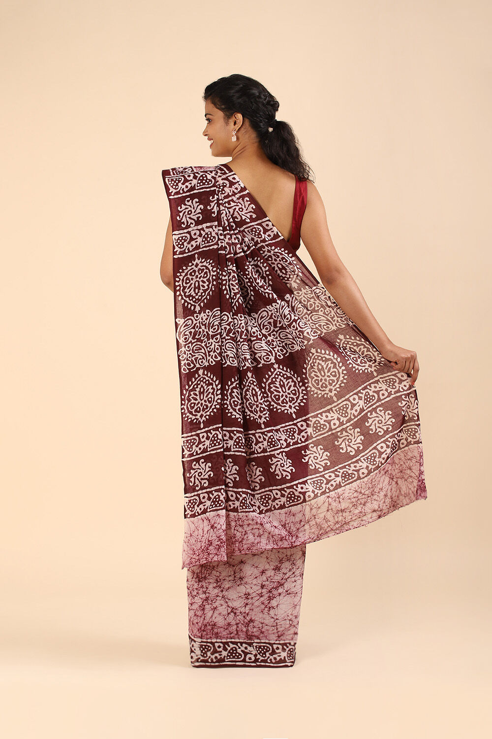Brown Pure Cotton Batik Saree image number null