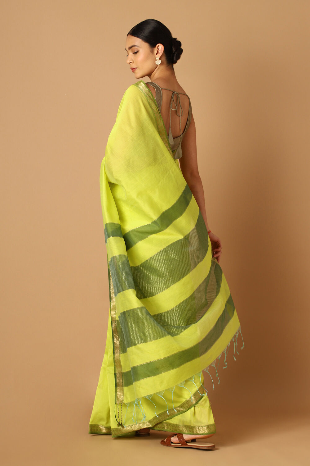 Yellow Pure Silk Cotton Maheshwar Saree image number null