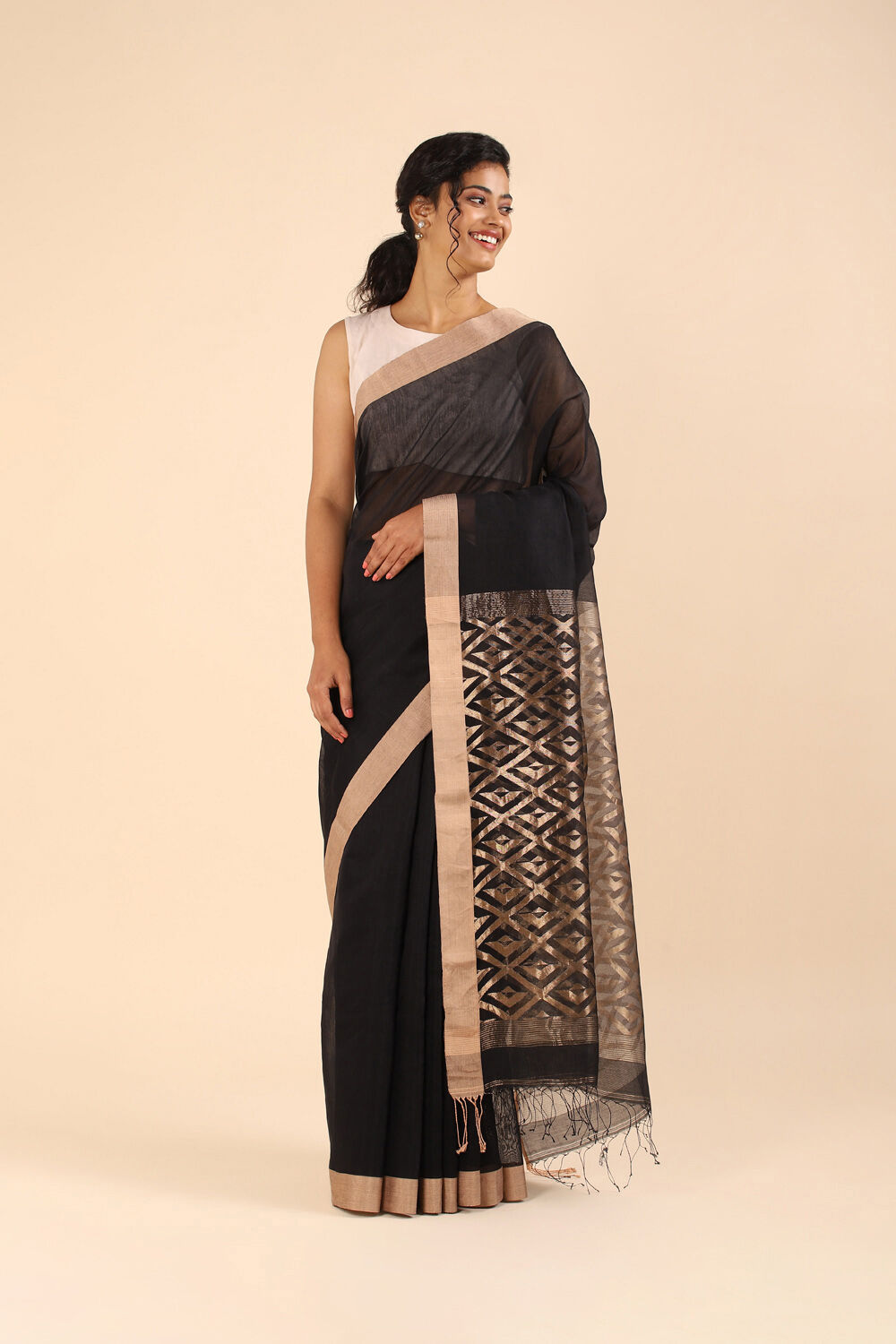 Black Pure Silk Cotton Bengal Saree image number null