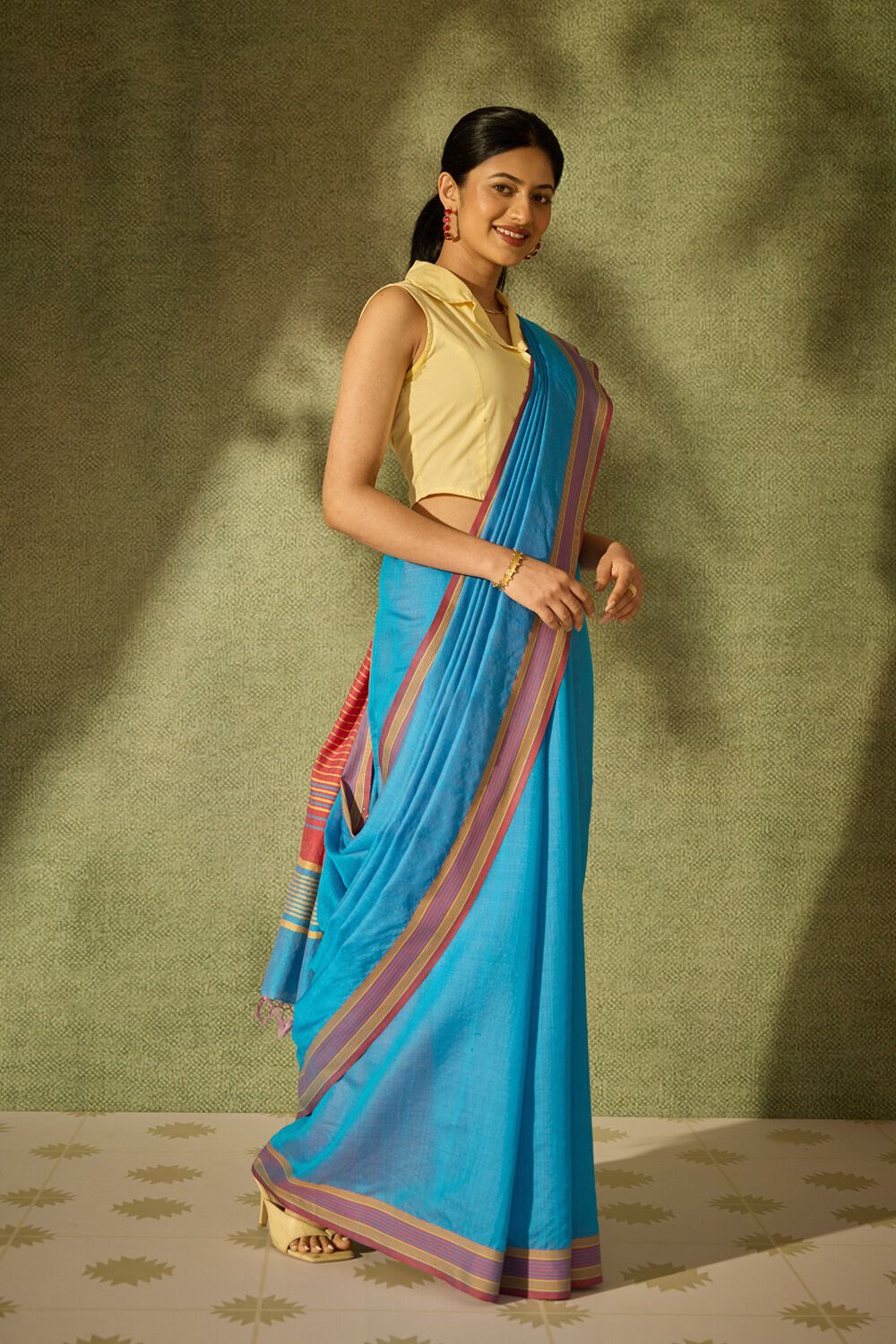 Blue Bhagalpur Woven Silk Viscose Saree image number null