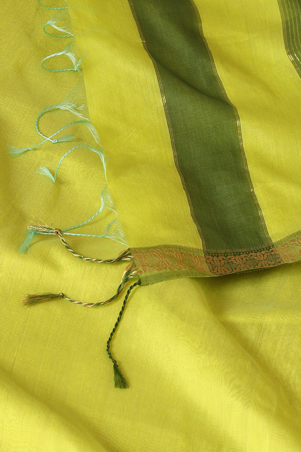 Yellow Pure Silk Cotton Maheshwar Saree image number null